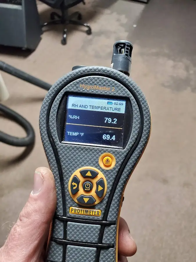 Moisture meter humidity assessment for Fire & Smoke Damage Restoration in Stuttgart